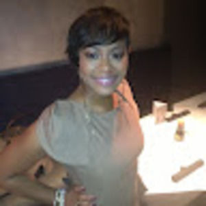 Meet your Posher, Donique